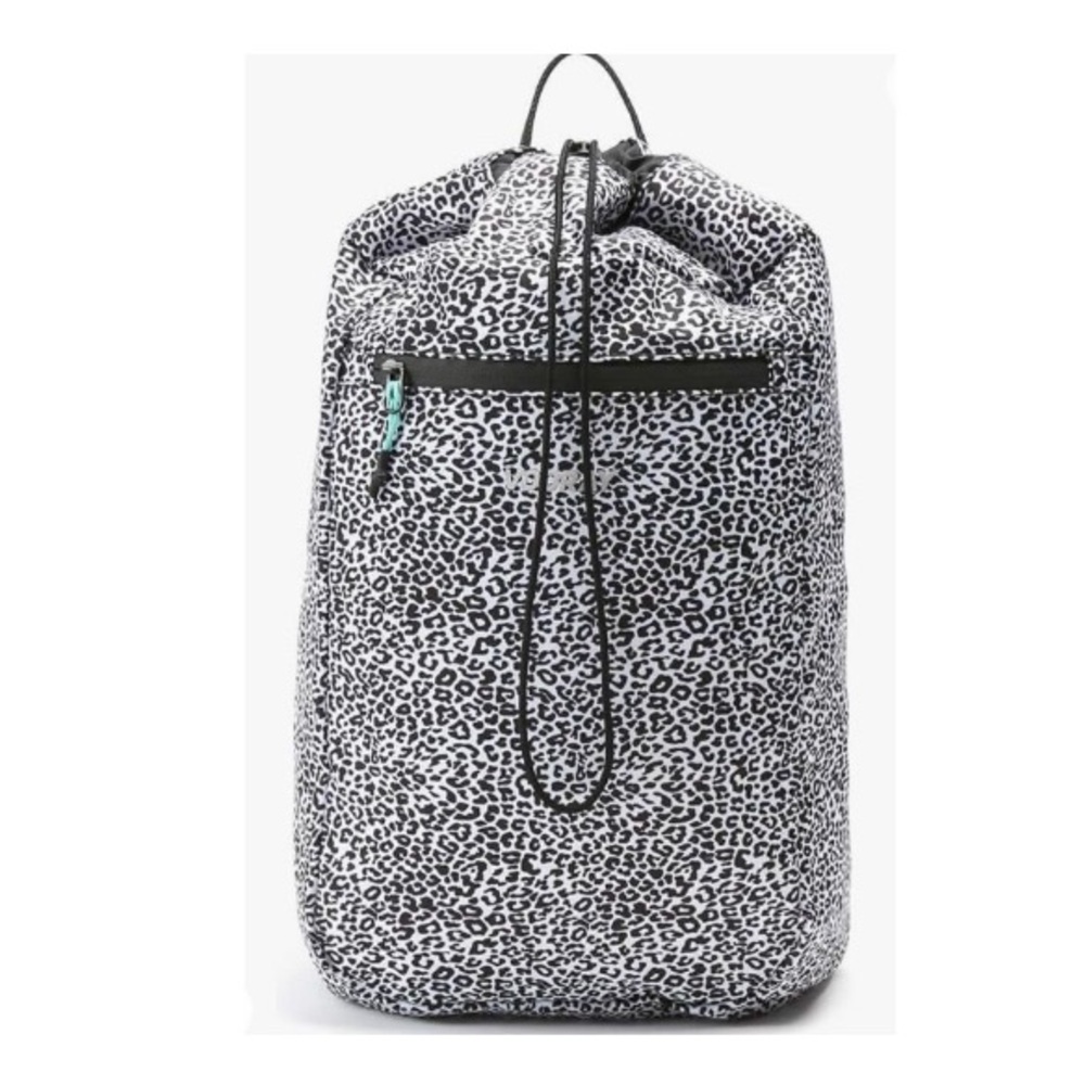 Leopard Print Cinch Backpack. Vooray Stride Cinch Backpack in
Leopard new - Picture 2 of 7